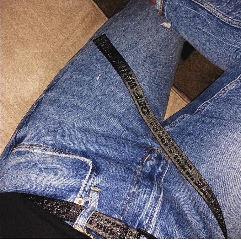 “Off-white” belt